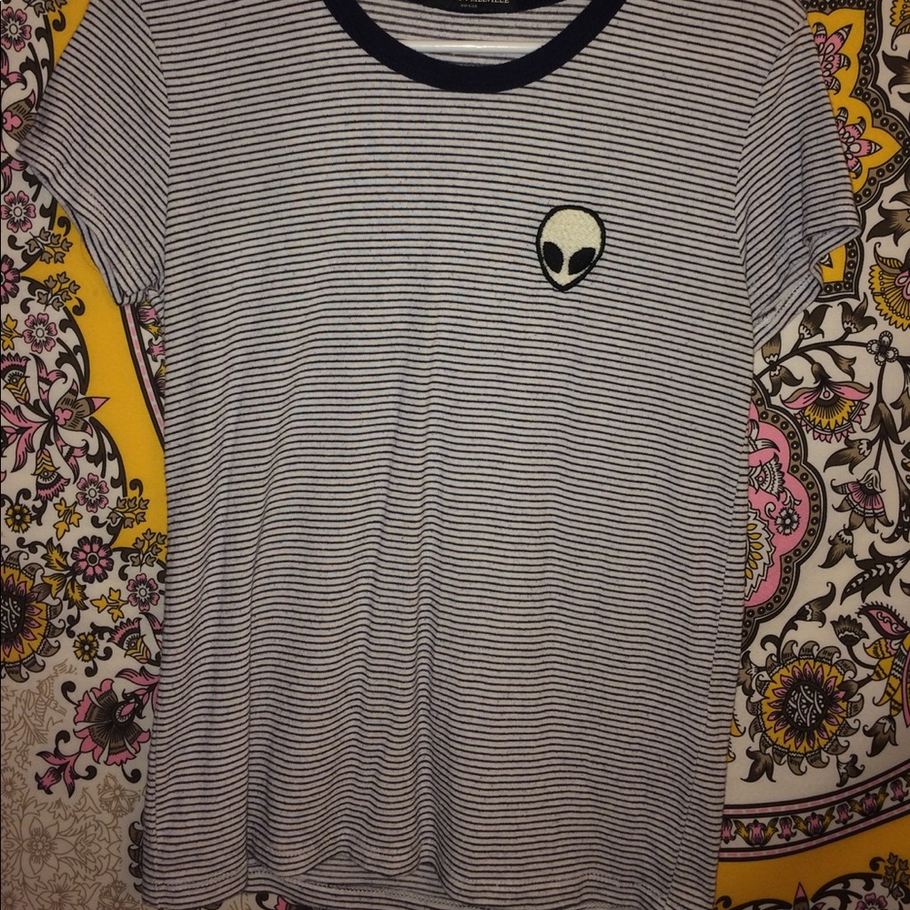 Tee shirt